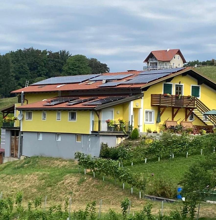 Gaestezimmer Klopfer Hotel Sankt Johann im Saggautal Buitenkant foto