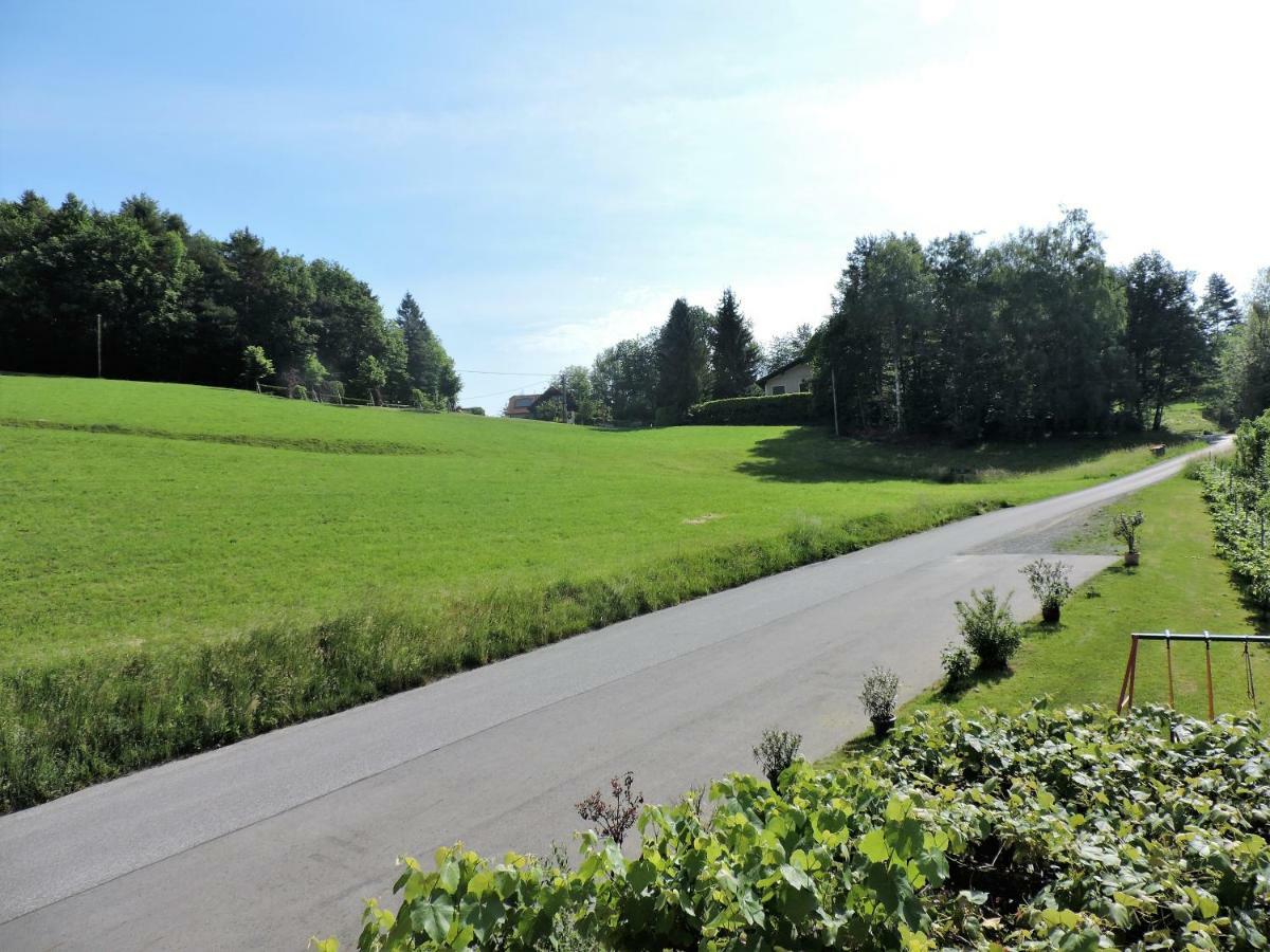 Gaestezimmer Klopfer Hotel Sankt Johann im Saggautal Buitenkant foto