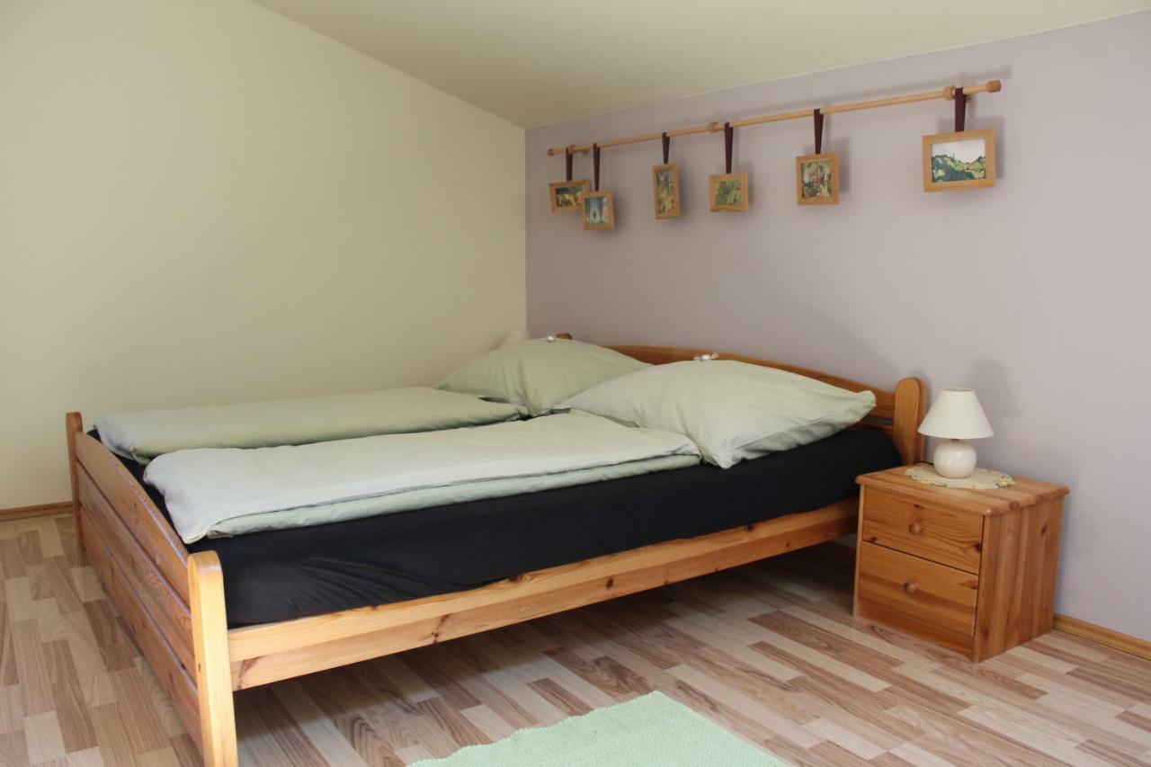 Gaestezimmer Klopfer Sankt Johann im Saggautal Buitenkant foto